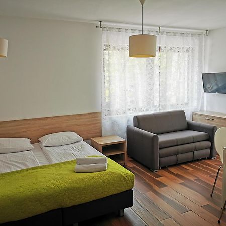 Villa Veell - Tylko 4 Minuty Od Pieknej Szerokiej Plazy Pobierowo Exteriör bild