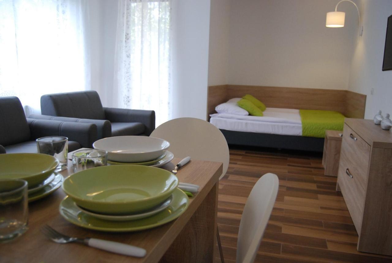 Villa Veell - Tylko 4 Minuty Od Pieknej Szerokiej Plazy Pobierowo Exteriör bild