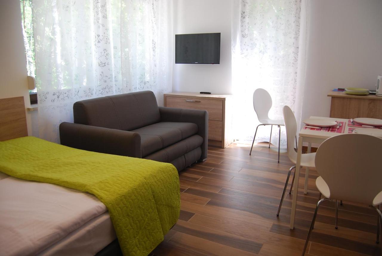 Villa Veell - Tylko 4 Minuty Od Pieknej Szerokiej Plazy Pobierowo Exteriör bild