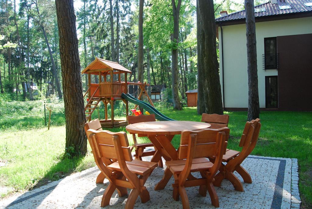 Villa Veell - Tylko 4 Minuty Od Pieknej Szerokiej Plazy Pobierowo Exteriör bild