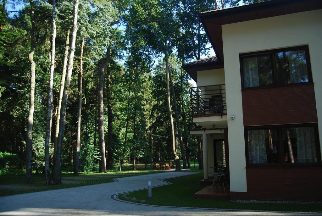 Villa Veell - Tylko 4 Minuty Od Pieknej Szerokiej Plazy Pobierowo Exteriör bild